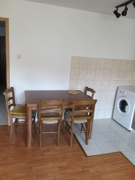 Nice Apartment On Quite Location Near City Center Split Kültér fotó